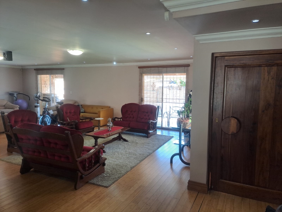 4 Bedroom Property for Sale in Jan Cillierspark Free State